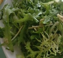 Cold-mixed bitter lettuce