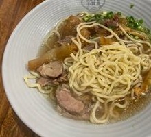 Beef Noodle Soup with Half Meat and Half筋