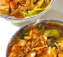 Sandoori Noodle in Clay Pot