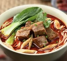 Spicy Beef with Bamboo Shoots Noodles