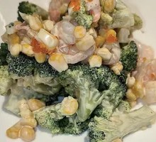 Shrimp and Broccoli Salad