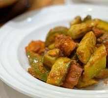 Cucumber with Fried Dough Sticks