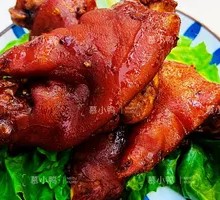 Spicy Braised Pork Trotters