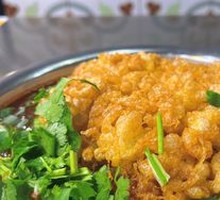 Fried Egg Snail Noodles