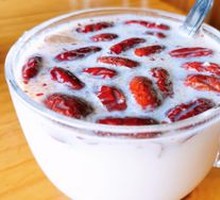 Red Date Milk