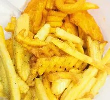 Carlo's Twisty Fries