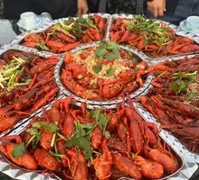Lobster Banquet (14 lbs of High-Quality Live Lobsters)