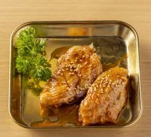 Honey-glazed Chicken Wings