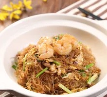 XO Sauce Dry-Fried Rice Noodles Pot