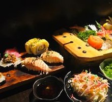 Grilled Salmon Sushi