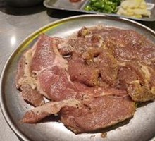 Fruit-Marinated Pork Cutlet