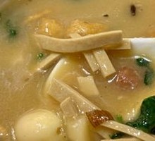 Stir-fried Noodles with Eight Ingredients and Sweet Porridge