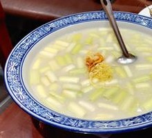 Milk Soup with Lotus Stem
