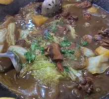 Stewed Goose in Iron Pot