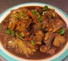 Spicy Stir-Fried Chicken Thighs