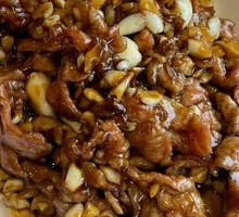 Stir-Fried Lamb with Garlic