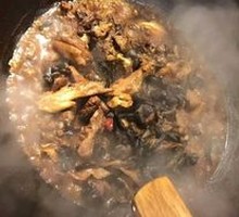 Stewed Goose in Earthen Pot