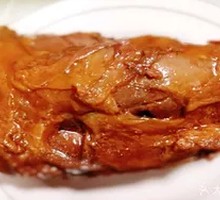 Beef Shank Baozi with Egg