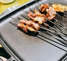 Charcoal-grilled Lamb Skewers