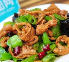 Spicy Stir-Fried Pig Intestines