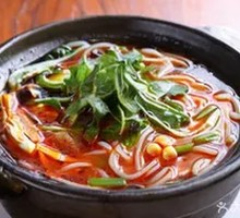 Sandoori Noodle in Clay Pot