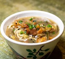 Spicy and numbing soup