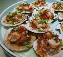 Garlic Steamed Summer Clams