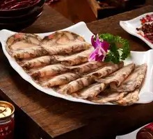 Delicious Black Chicken Rolls