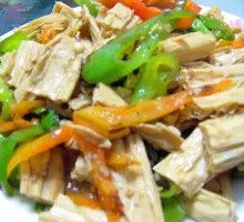 Spicy Stir-Fried Tofu Skin