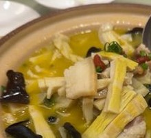 Huangshan Bamboo Shoot Braised Pork