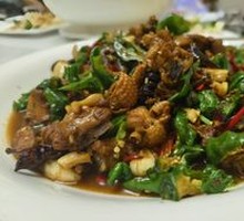 Weishan Lake Spicy Chicken
