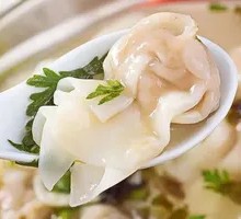 Fresh Meat Dumpling Noodles