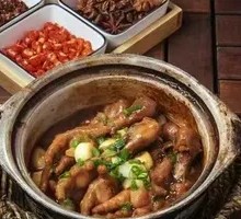 Braised Chicken Feet in Abalone Sauce