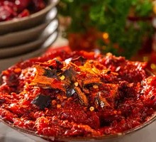 Spicy Beef with Chili Husk (Aromatic)