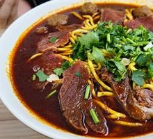 Linfen Beef Meatball Noodles