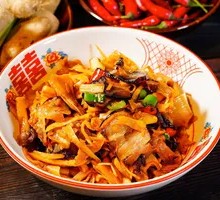 Bamboo Shoots Stir-Fried with Preserved Pork