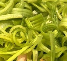 Shrimp and Ma Jiagou Celery Salad