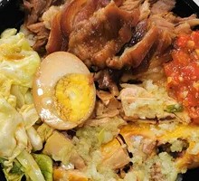 Pork Trotter and Poached Chicken Rice