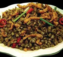 Sour Pickled Beans with Shredded Pork