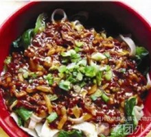 Fried Sauce Noodles with Cold Rice Noodles
