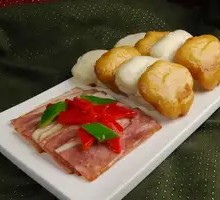 Bacon-Wrapped Meat Rolls