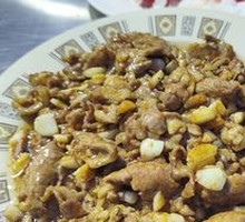 Stir-Fried Lamb with Garlic