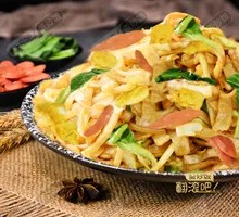 Egg Stir-Fried Noodle Strips