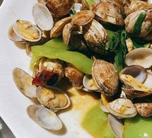 Spicy Stir-Fried Clams