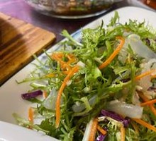 Cold-mixed bitter lettuce