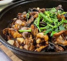 Spicy Frog Legs in Oil