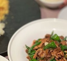 Hermes-style Pepper Stir-Fried Pork
