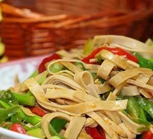 Spicy Stir-Fried Tofu Skin