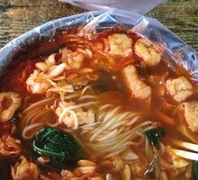 Sandoori Noodle in Clay Pot