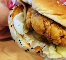 Sunshine Green Grape Chicken Burger